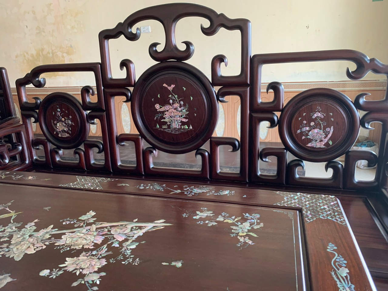 GHẾ MÓC 6  MÓN CẨN ỐC SINGAPO